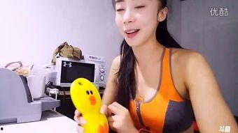 重庆美女爆料视频大全,揭秘视频大全中的魅力瞬间  第3张